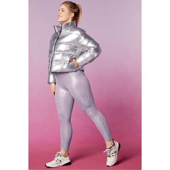 Fabletics Pants - Fabletics Define PowerHold High-Waisted 7/8 Woman’s Leggings Size Medium